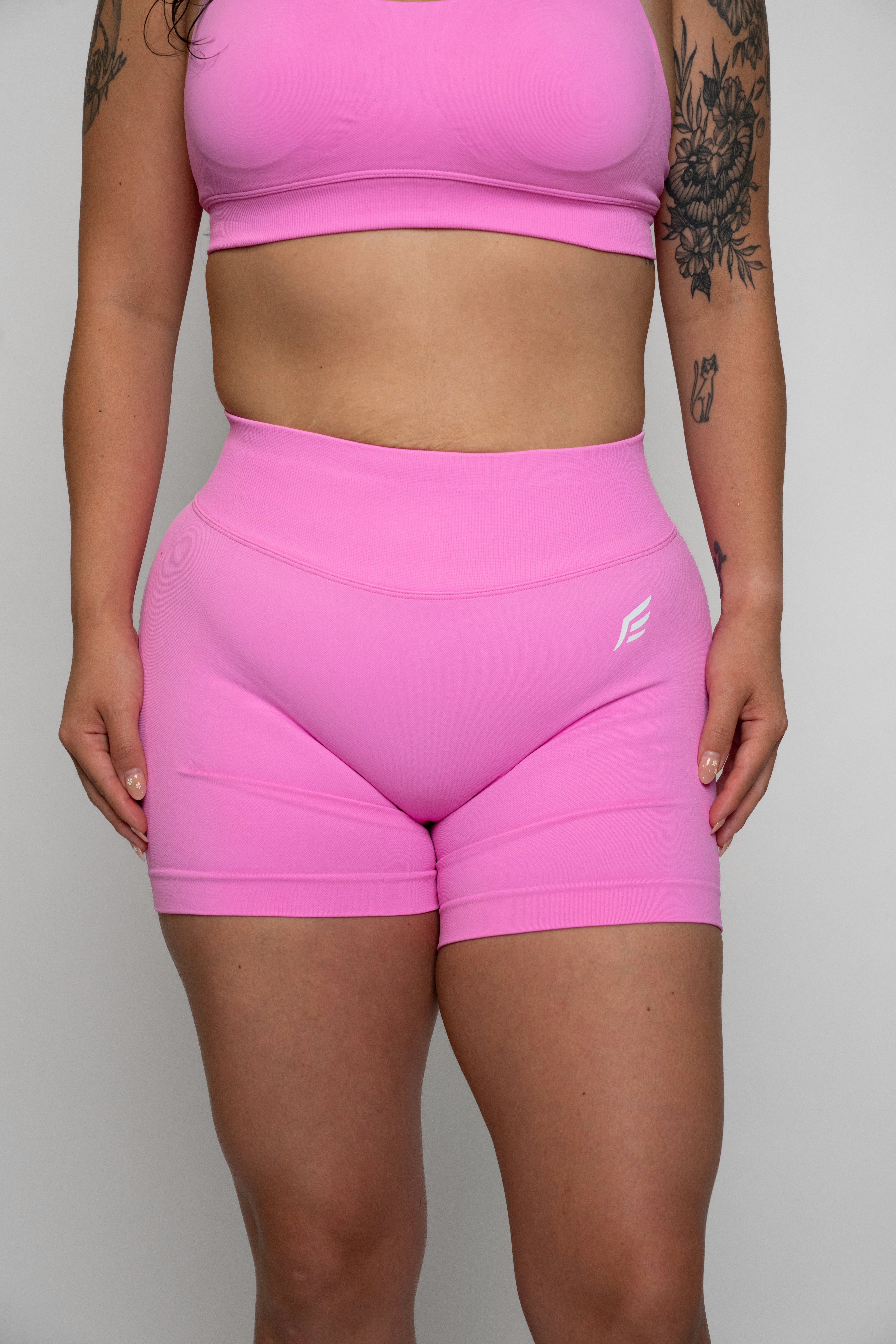 Endurance  Shorts