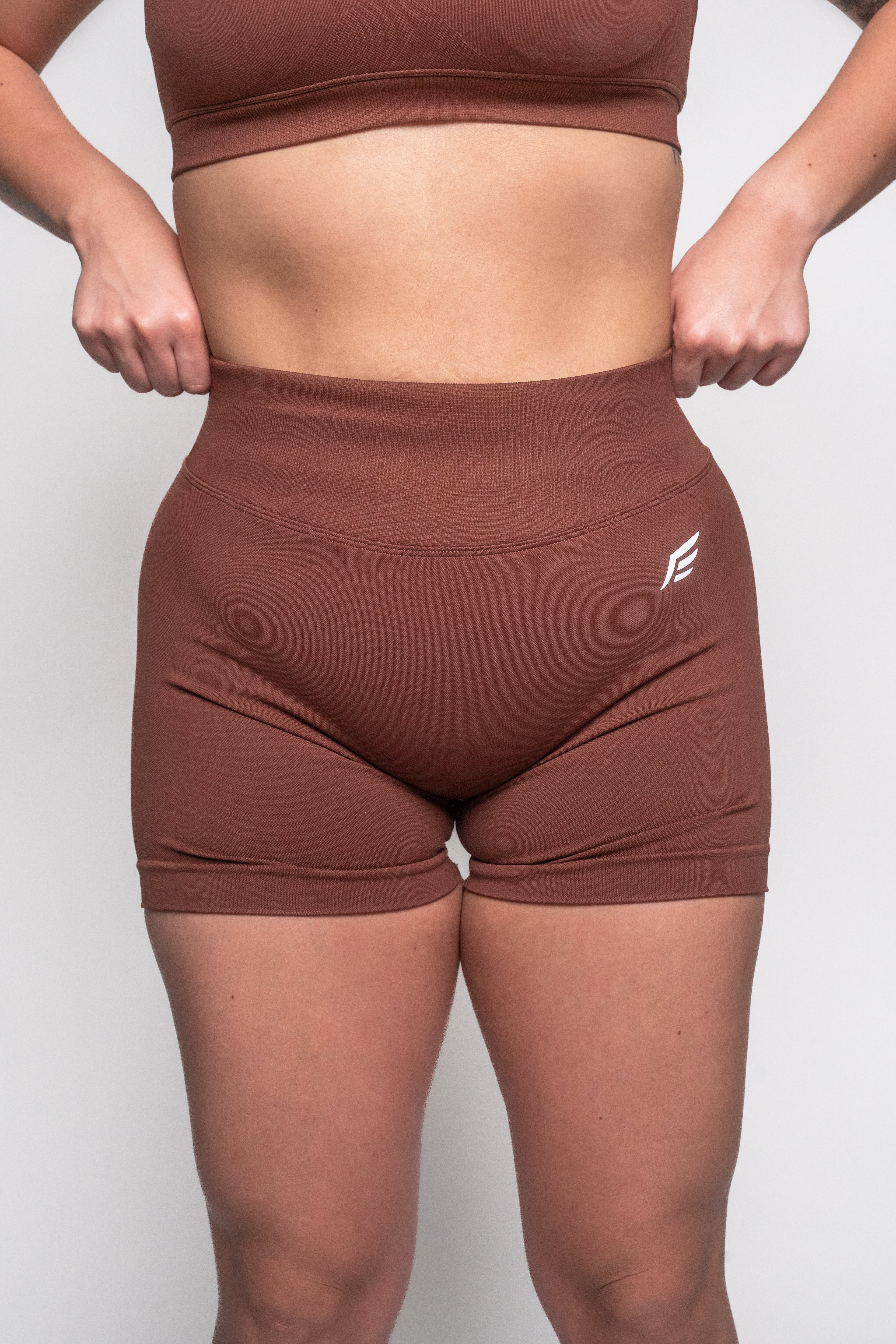 Endurance  Shorts